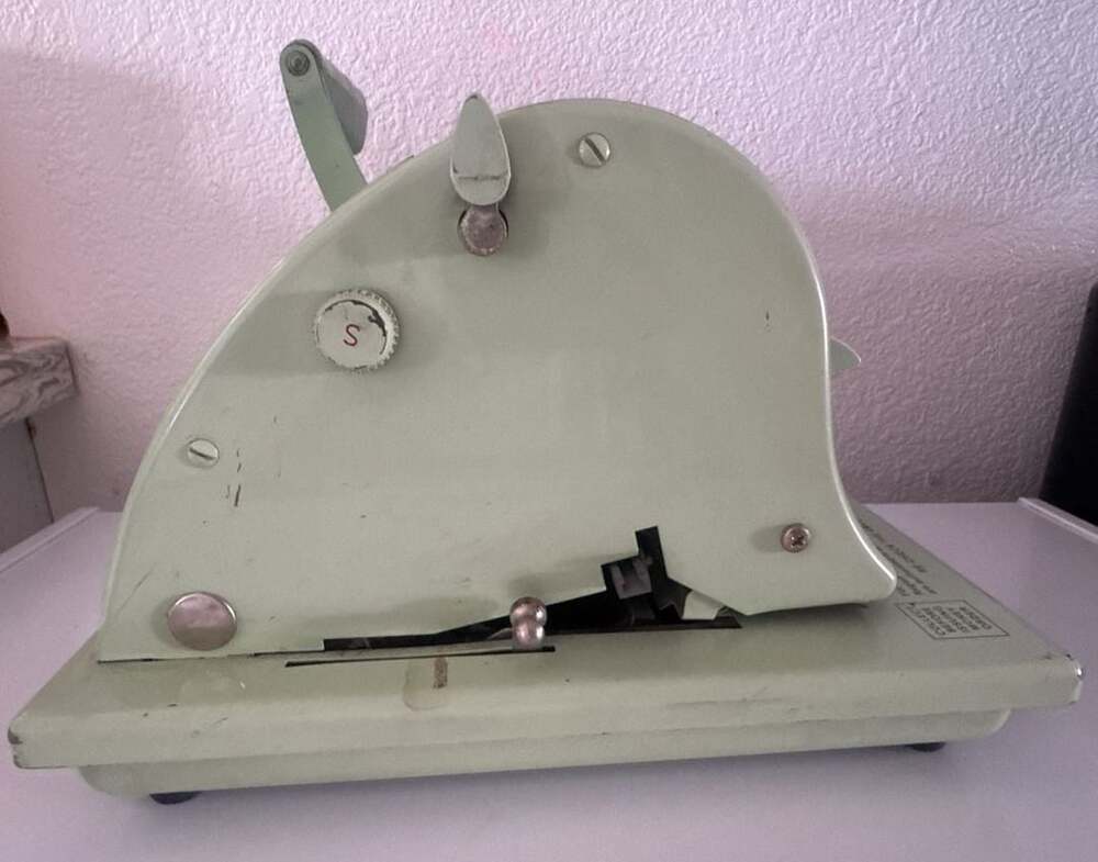 Vintage Paymaster Ribbon Writer Check Protector Machine - Picture 11 of 15